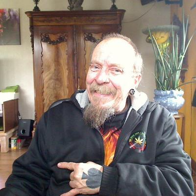 eric13@metalhead.club